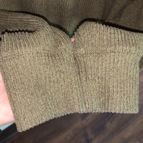 ❤️CUTE NINE WEST TOP❤️ - Picture 4 of 8